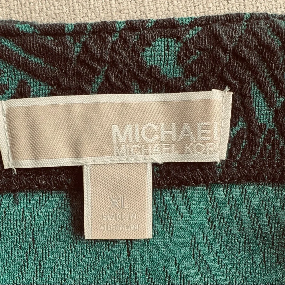Michael Kors Leaf Pattern Pencil Skirt in Dark Emerald